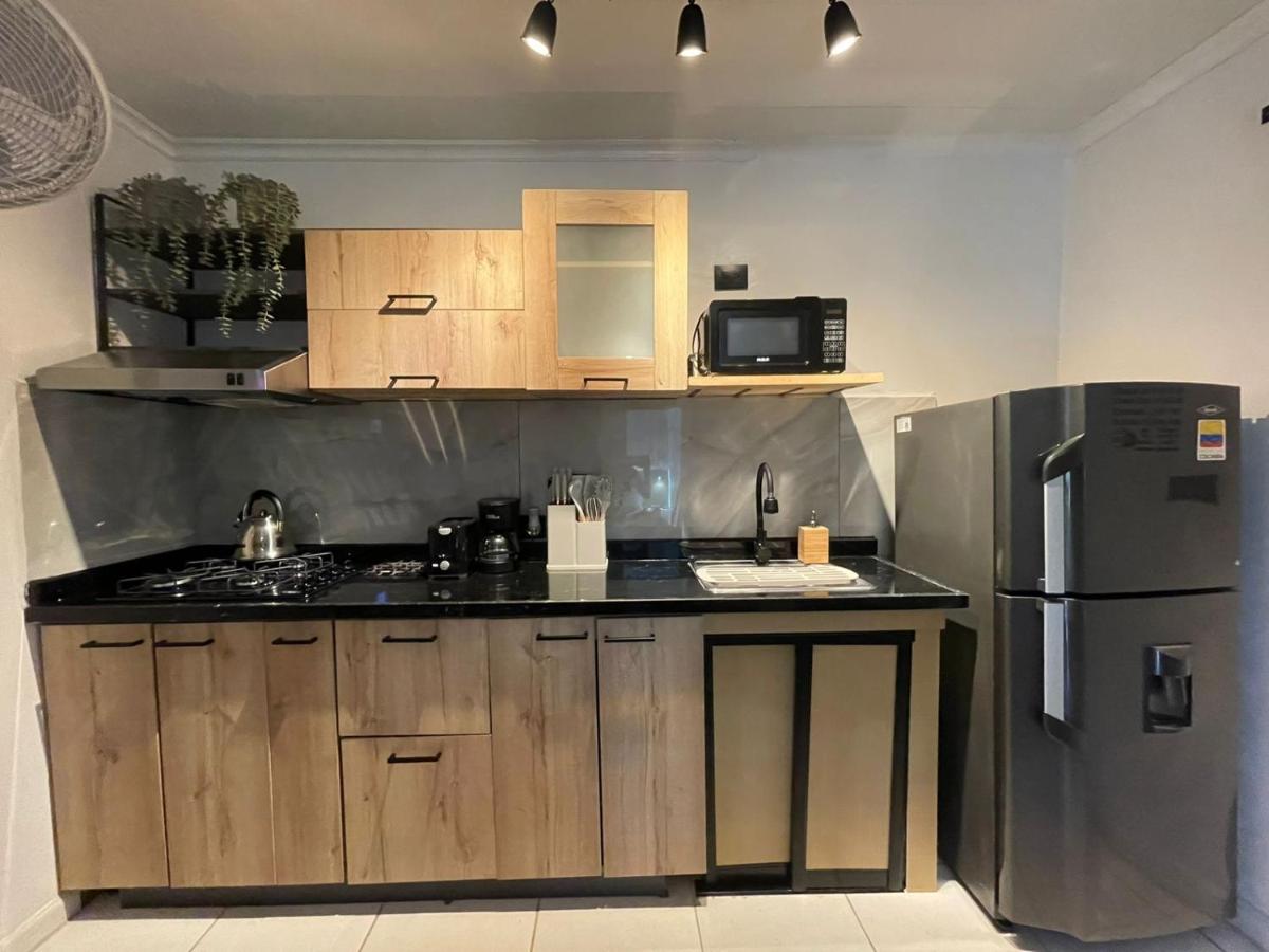 Jazmin's Apartments - 3