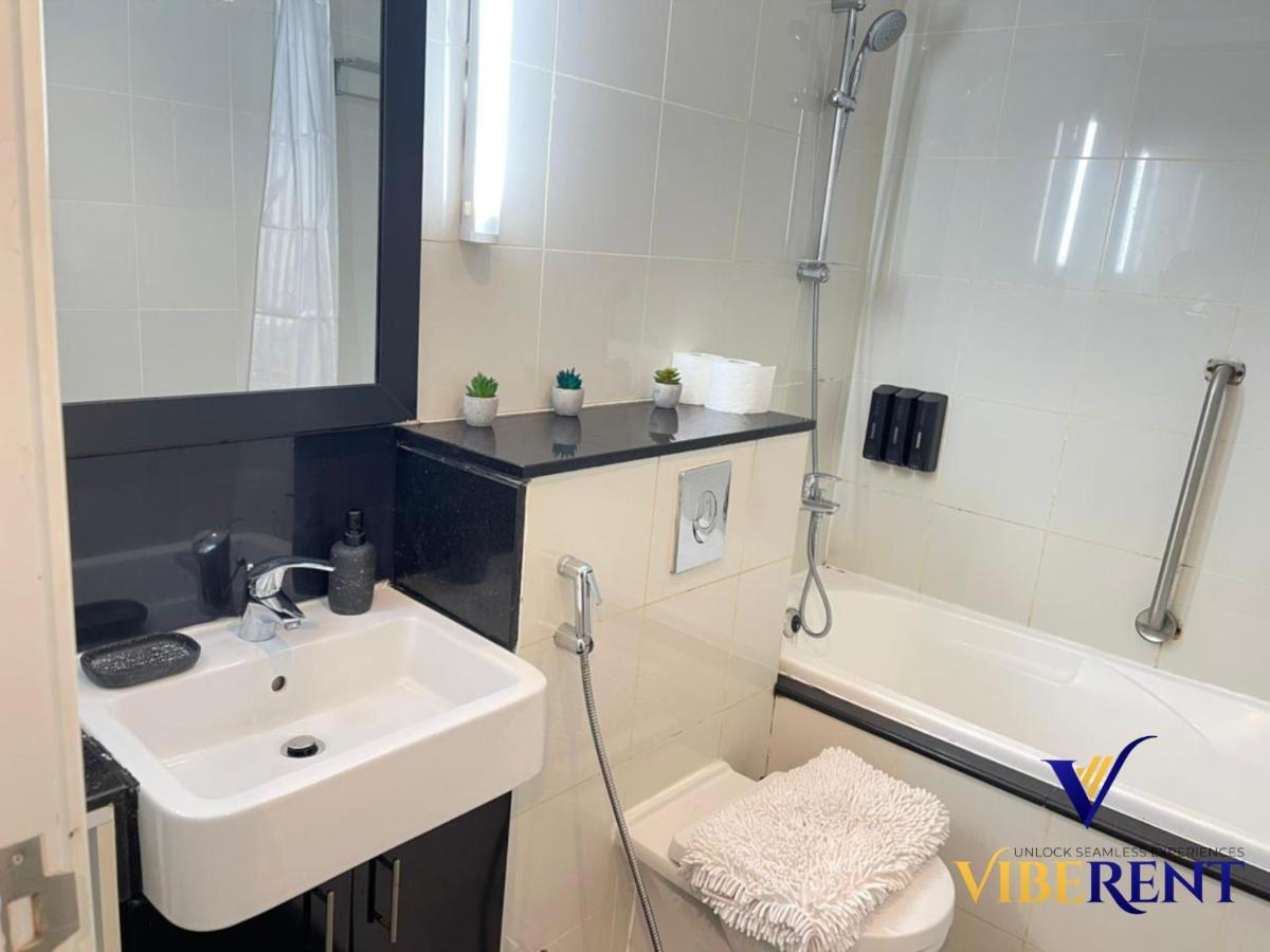 Business Bay Retreat,Views & Vibes,10 min to Burj - 3