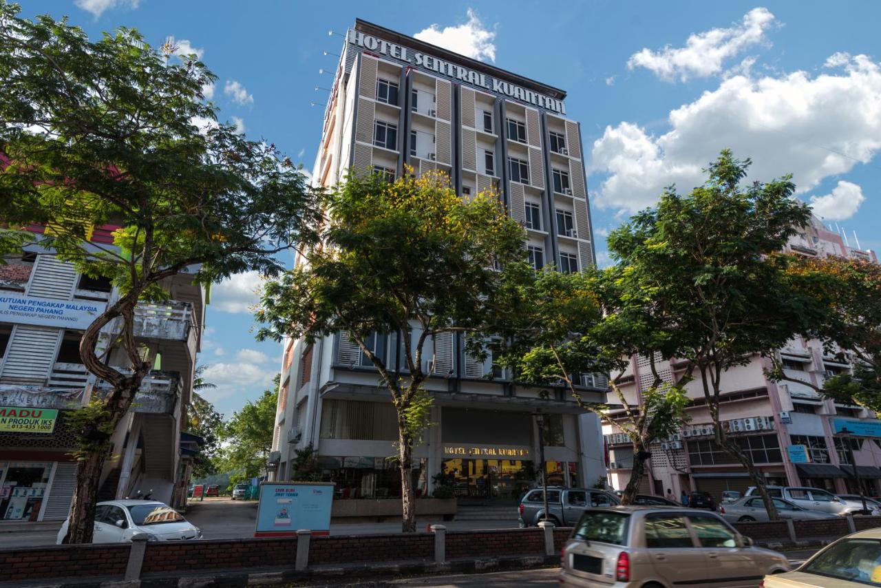 Hotel 8