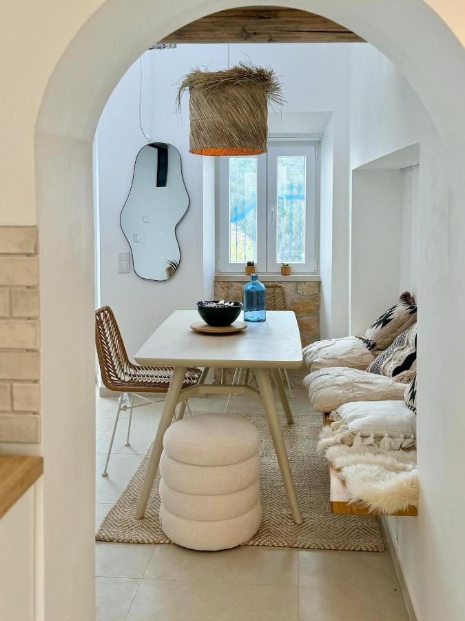 tiny BEACH HOUSES - 2 min to Beach - 4