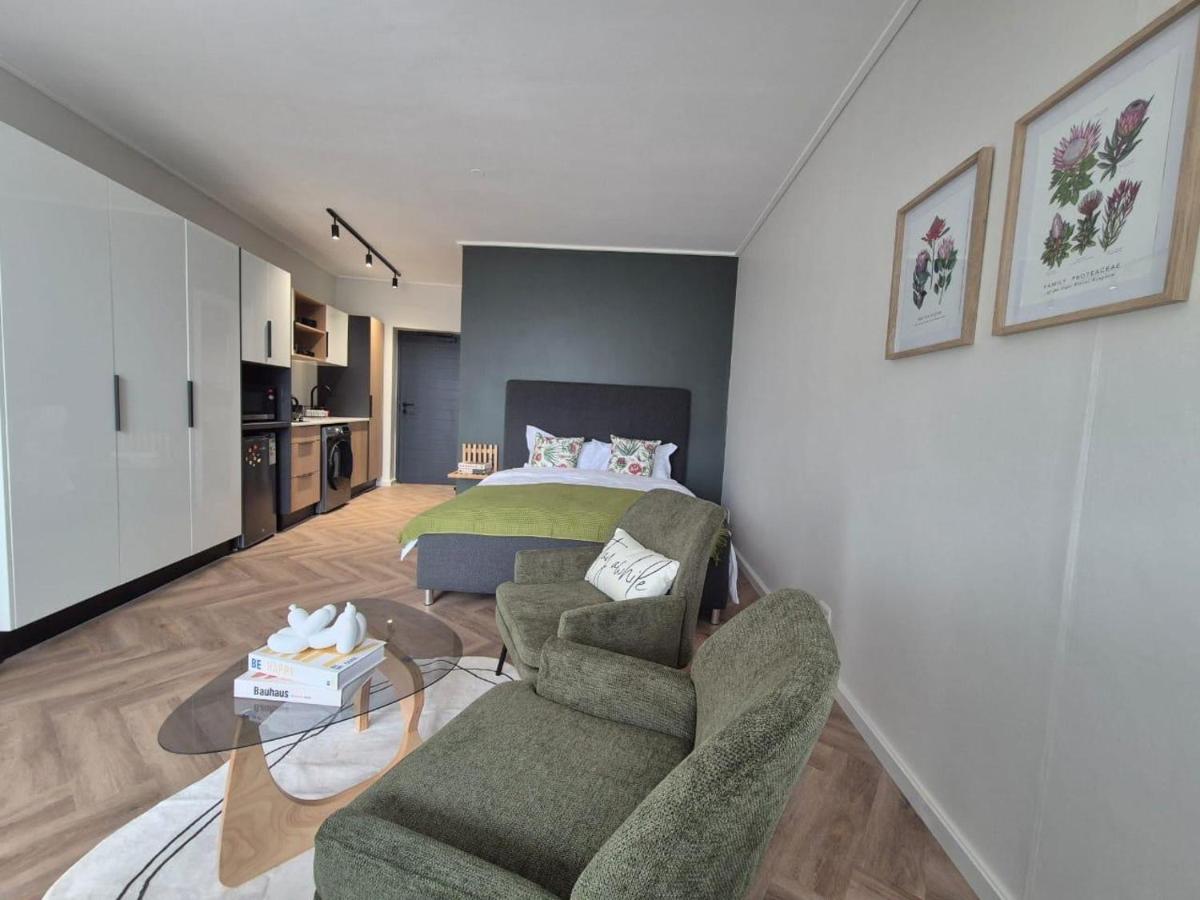 Trendy Studio Apartment in On Park - 5