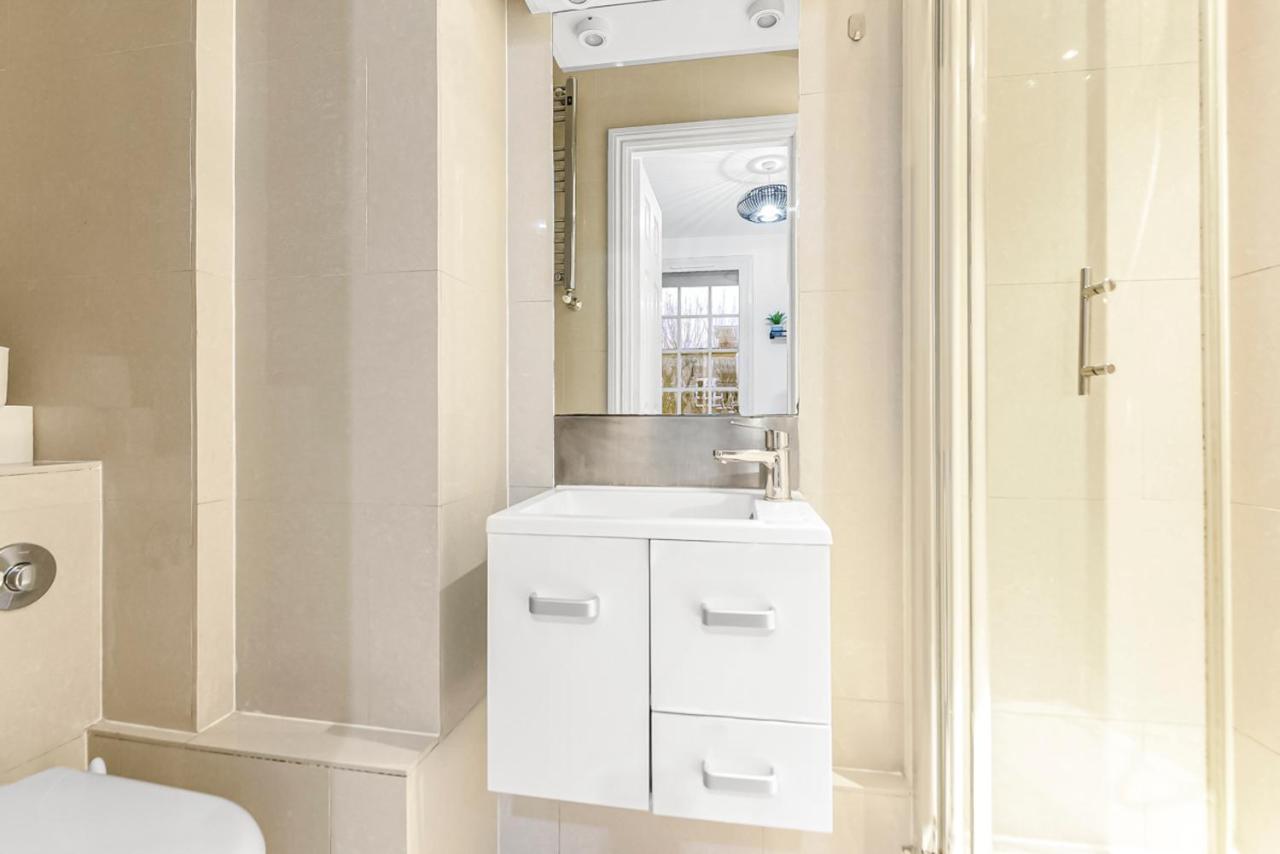 Beautiful 3 Bed 3 bath in Edgeware Road - 3