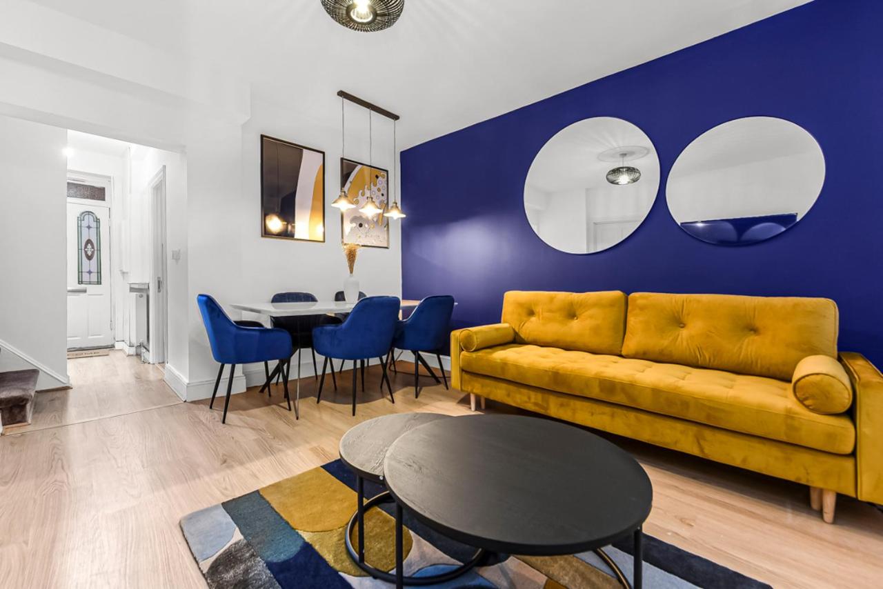 Beautiful 3 Bed 3 bath in Edgeware Road