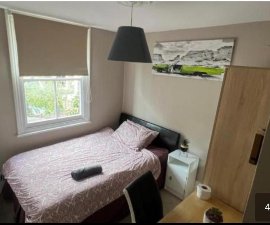 Elephant and castle zone 1 central London room - 3