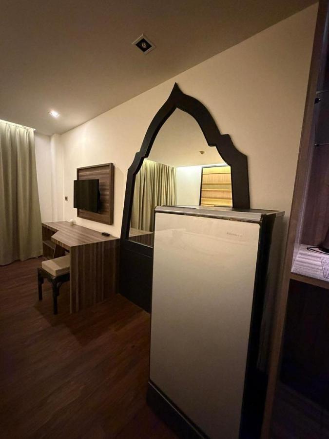 The Beach Condotel Kata - 5