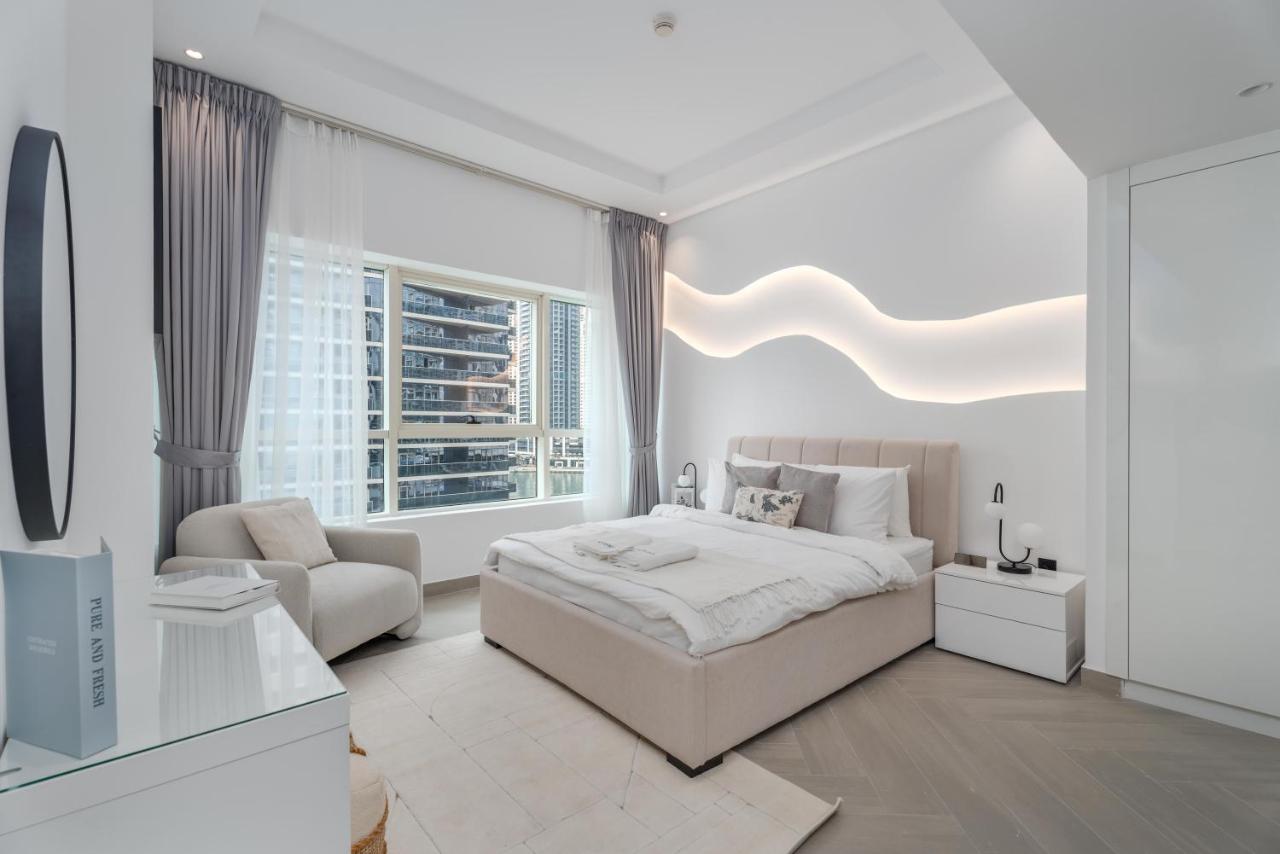 Gala Guests - Marina Views Bright Balcony Collection - 2