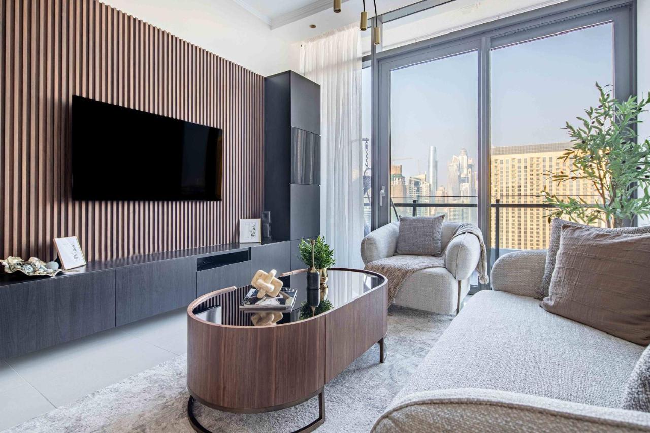 Frank Porter - Silverene Towers - 2