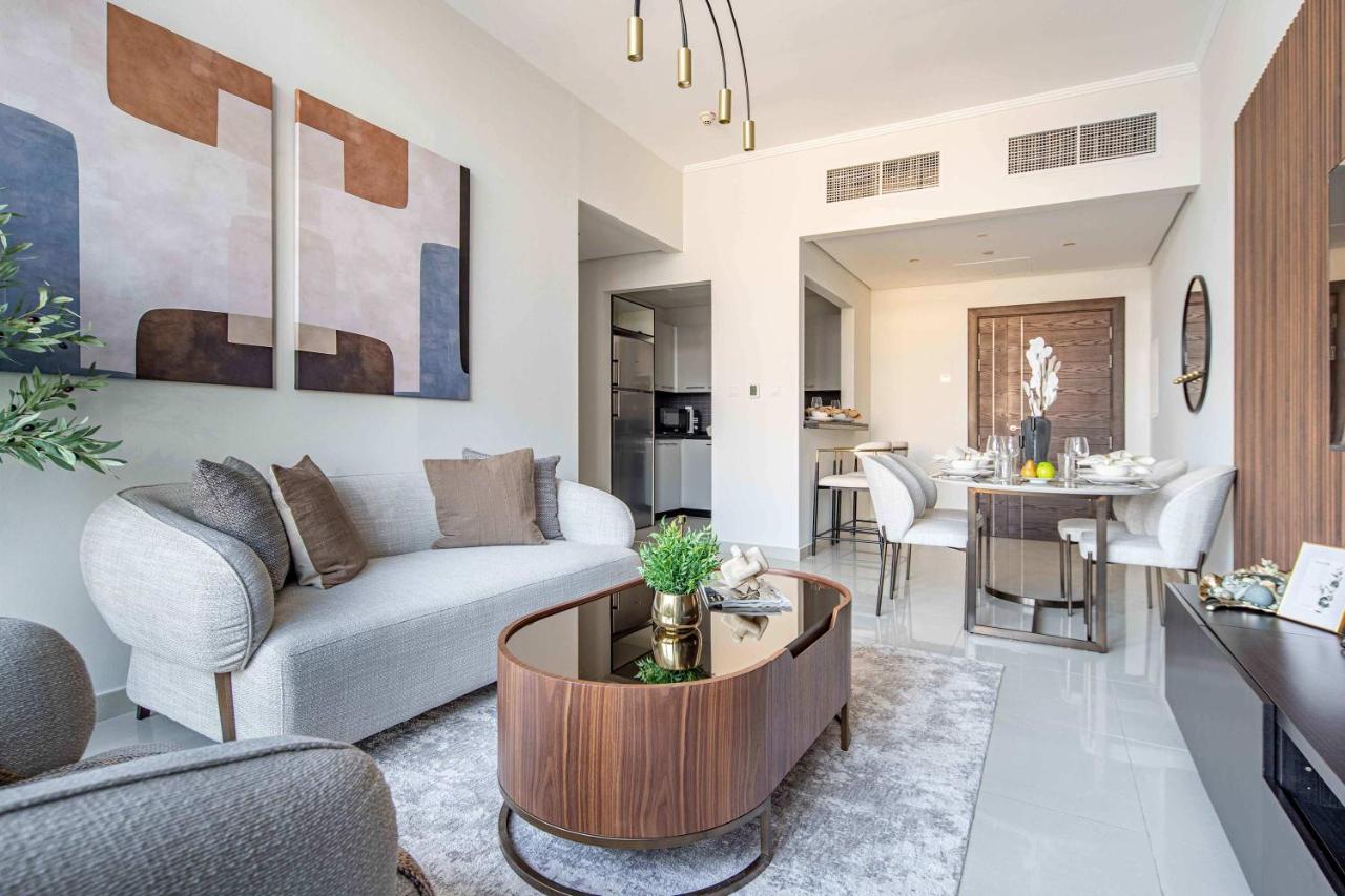 Frank Porter - Silverene Towers - 3