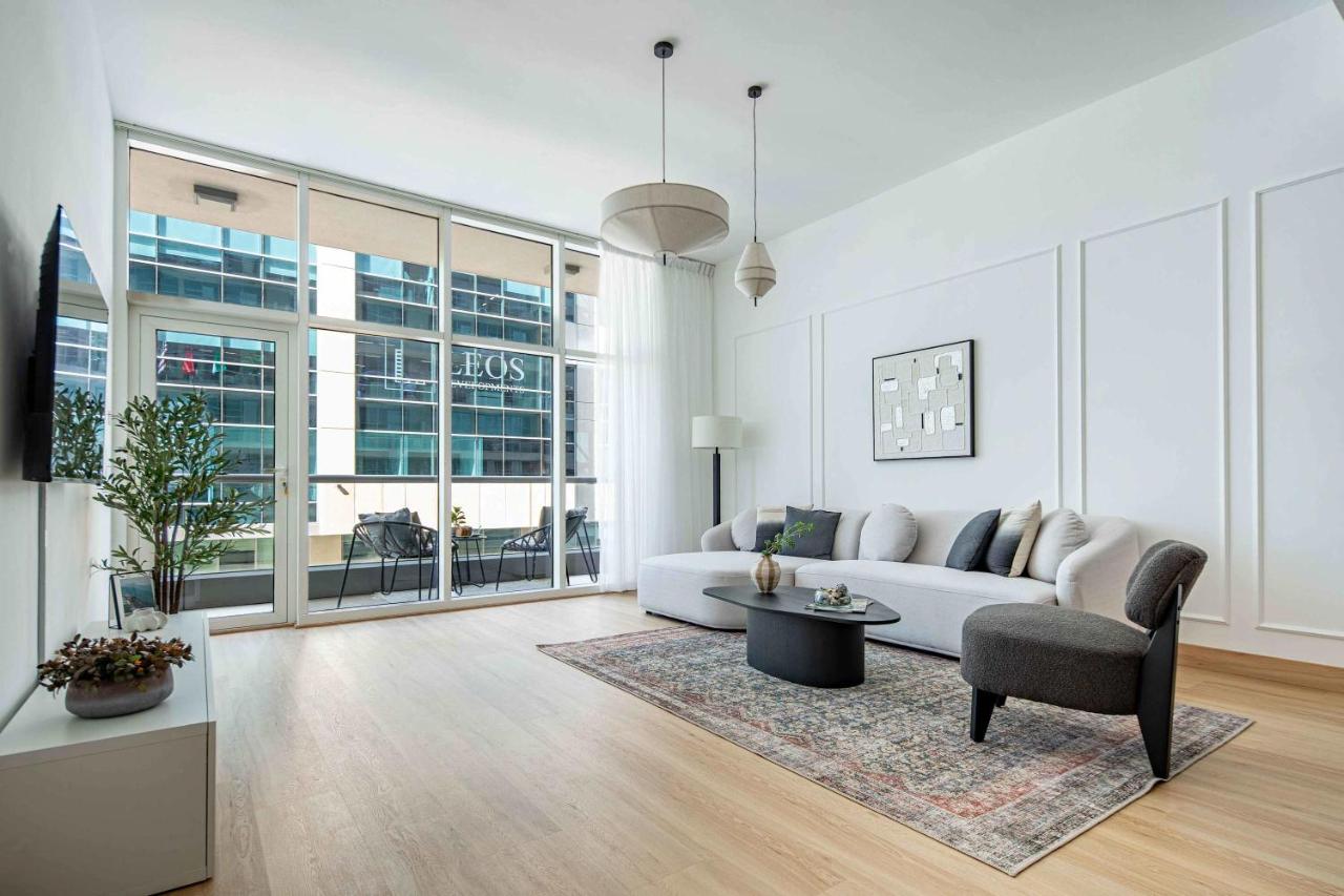 Frank Porter - Bay Square