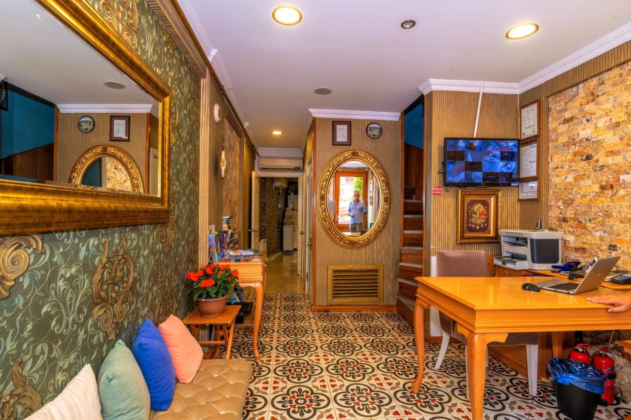 Walnut Shell Hotel - 5