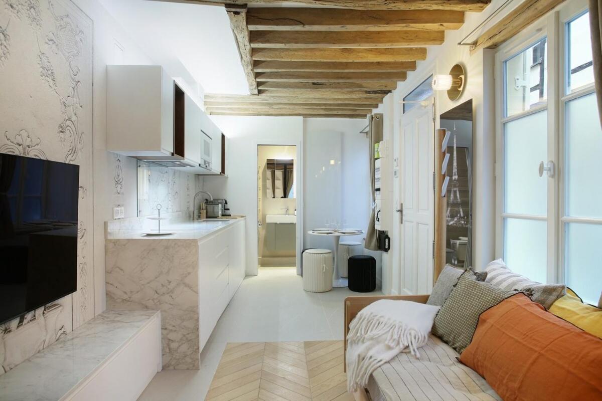 Apartment Le Marais by Studio prestige - 3