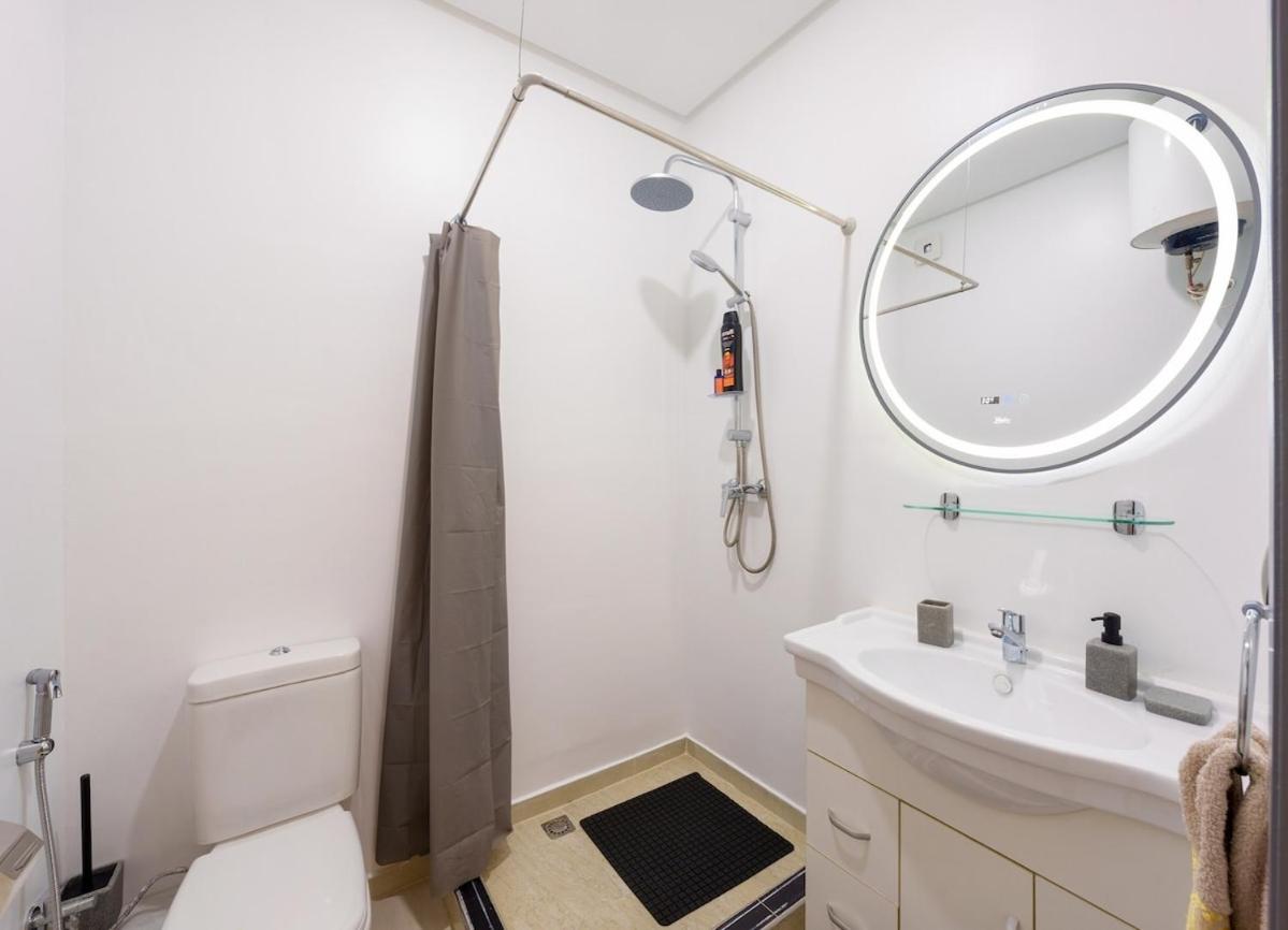 Cozy 1BR Apt Fast WiFi Peaceful Spot n Center of Gueliz Marrakech - 3