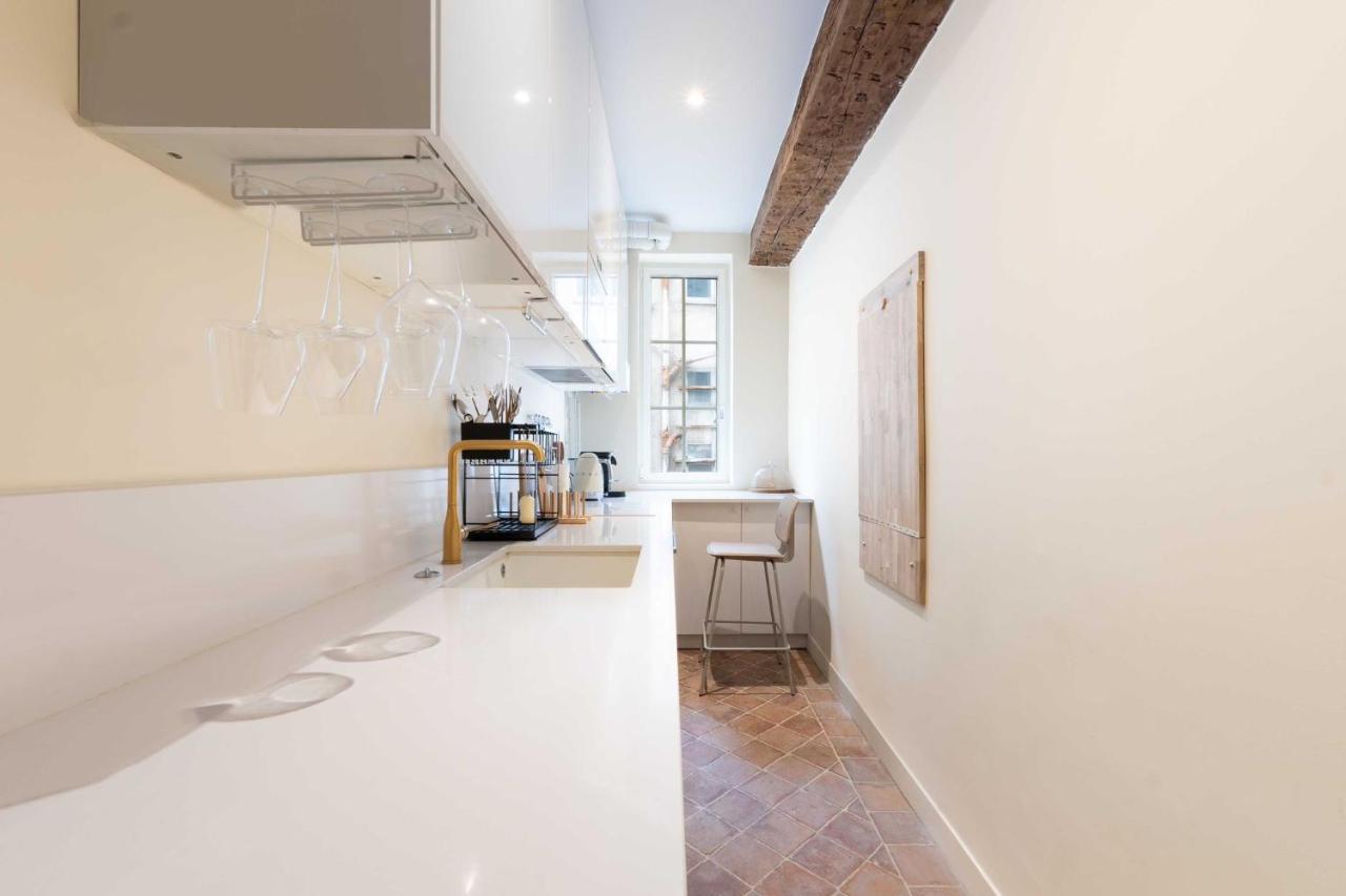 Le vrai style Parisien au centre du Marais - 4