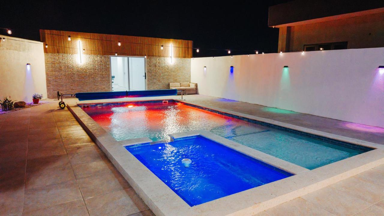 Mary's Villas Private Pool In Noord