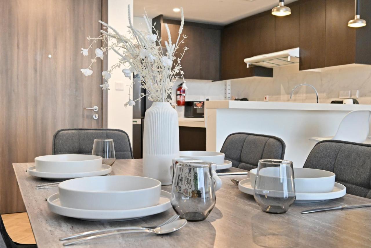 Skyline 1 Residence 2204 - 3