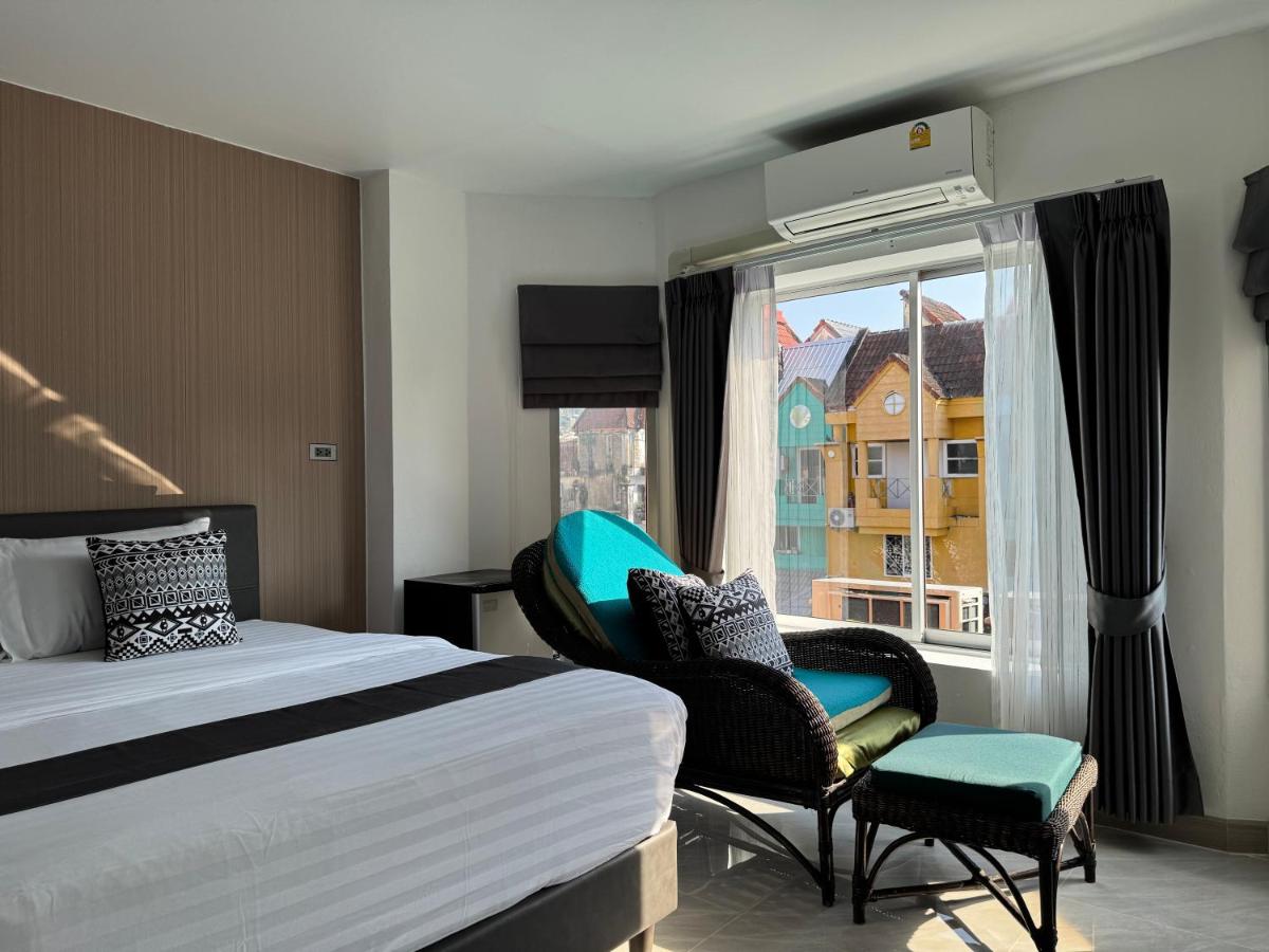 M2 Room For Rent - 2