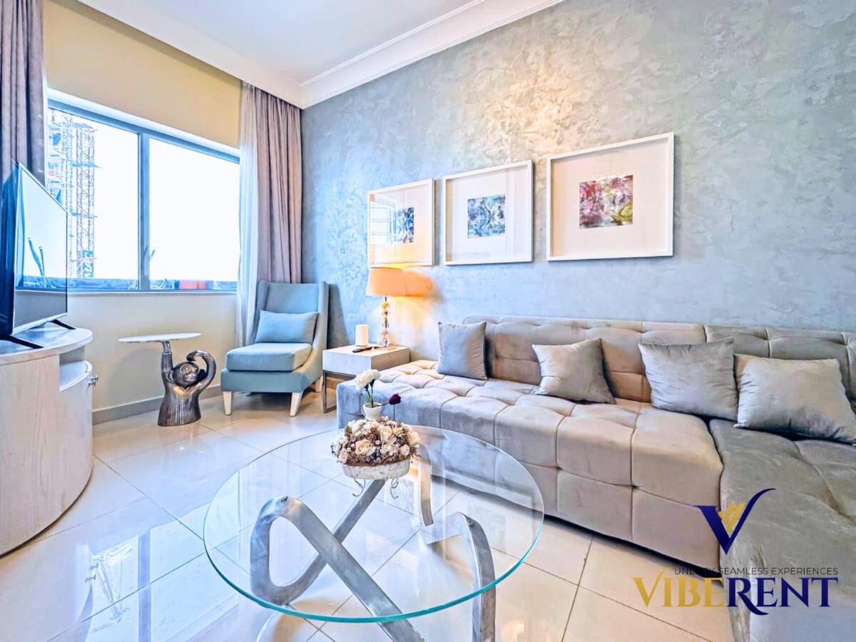 Hotel Apartment next to Dubai Mall,Views & Vibes