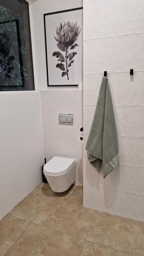 Bird of Paradise Flower Corner - 4