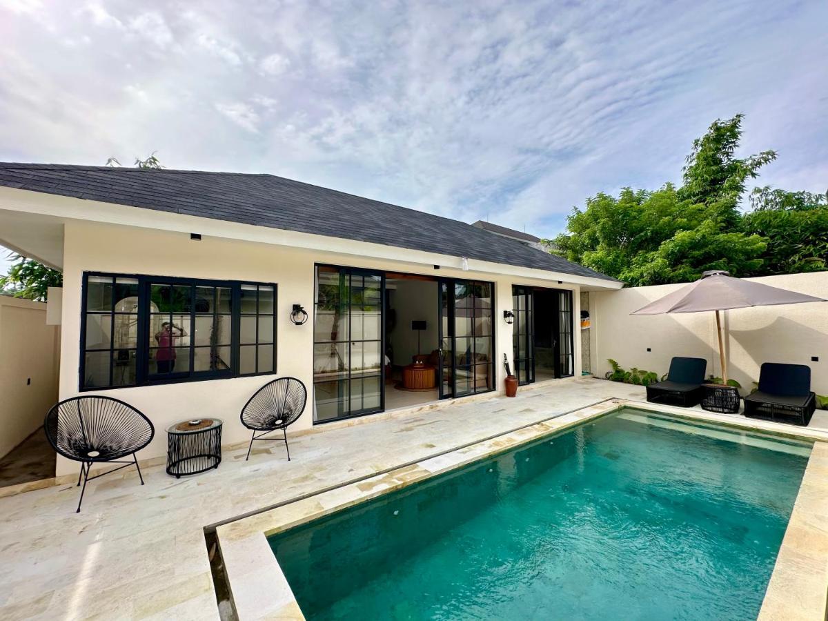 Ginas villa 3 private pool and modern tropical - 4