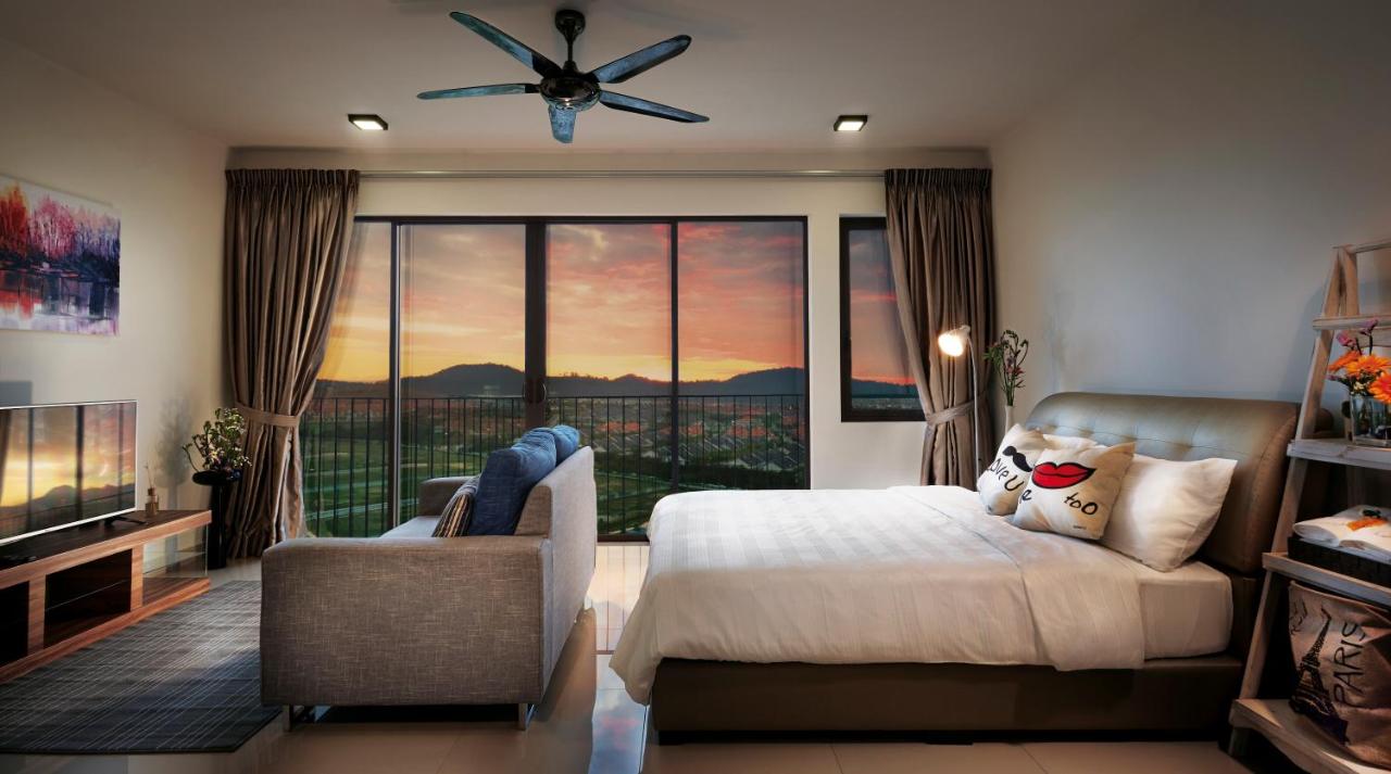 Apartment Trefoil Setia City Meru Malaysia Booking Com