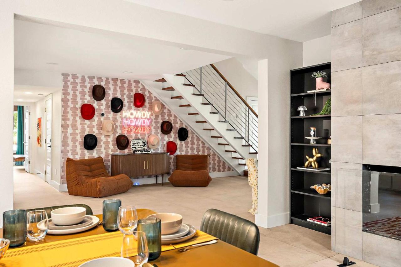 Desert Disco - 4BR Mid-Century Modern Design