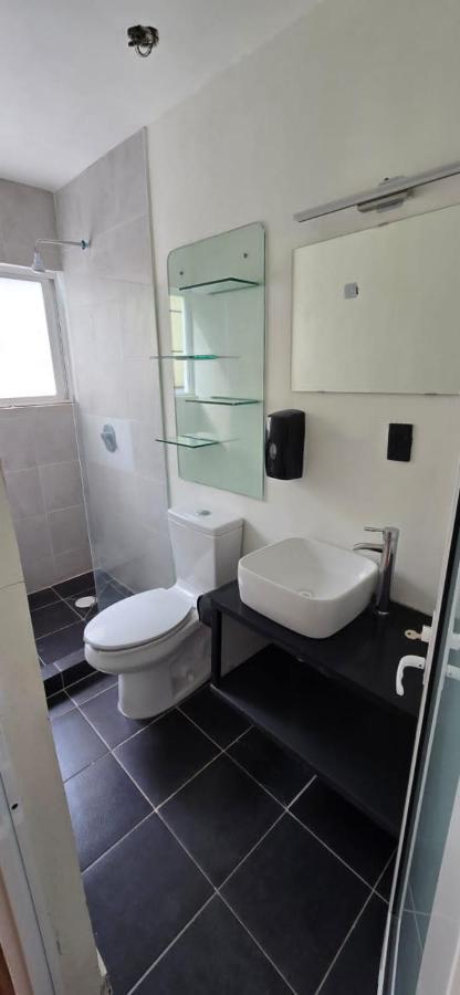 Hostal Kahlo - 1 Bed in men's dorm 1 cama en dormitorio compartido de hombres - 2