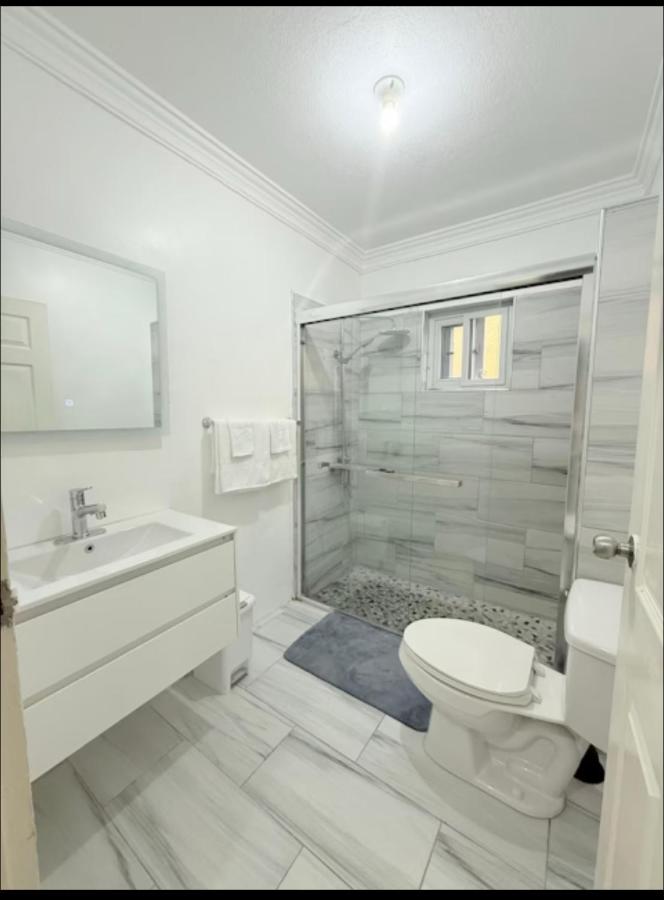 Richmond Hartland 2Bedroom - 2