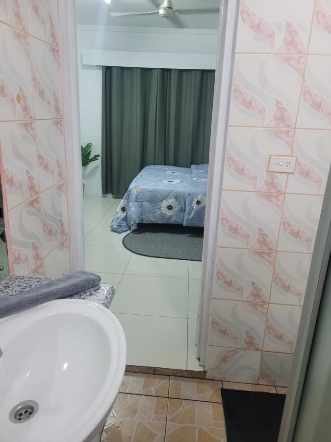 Shalom Home Stay - 3