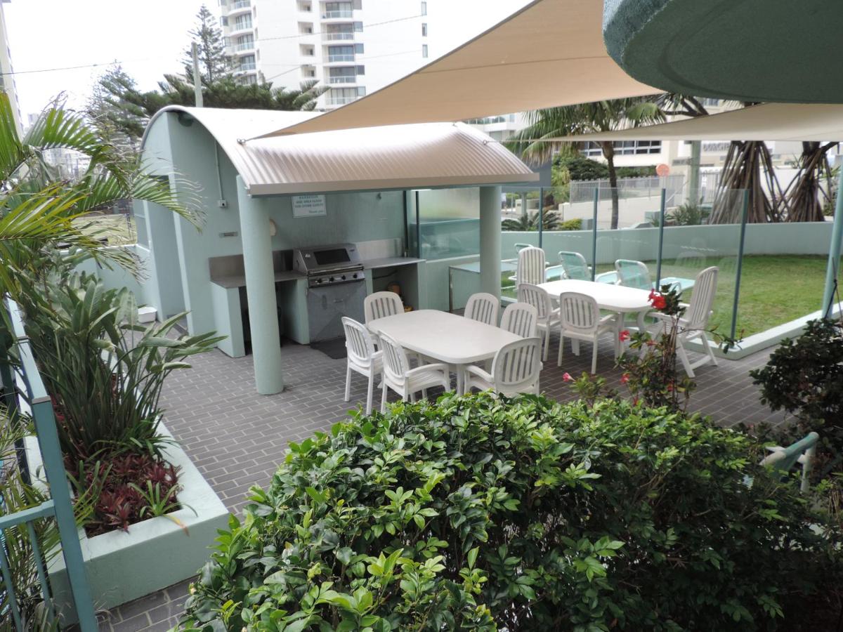 Emerald Sands Holiday Apartments photo