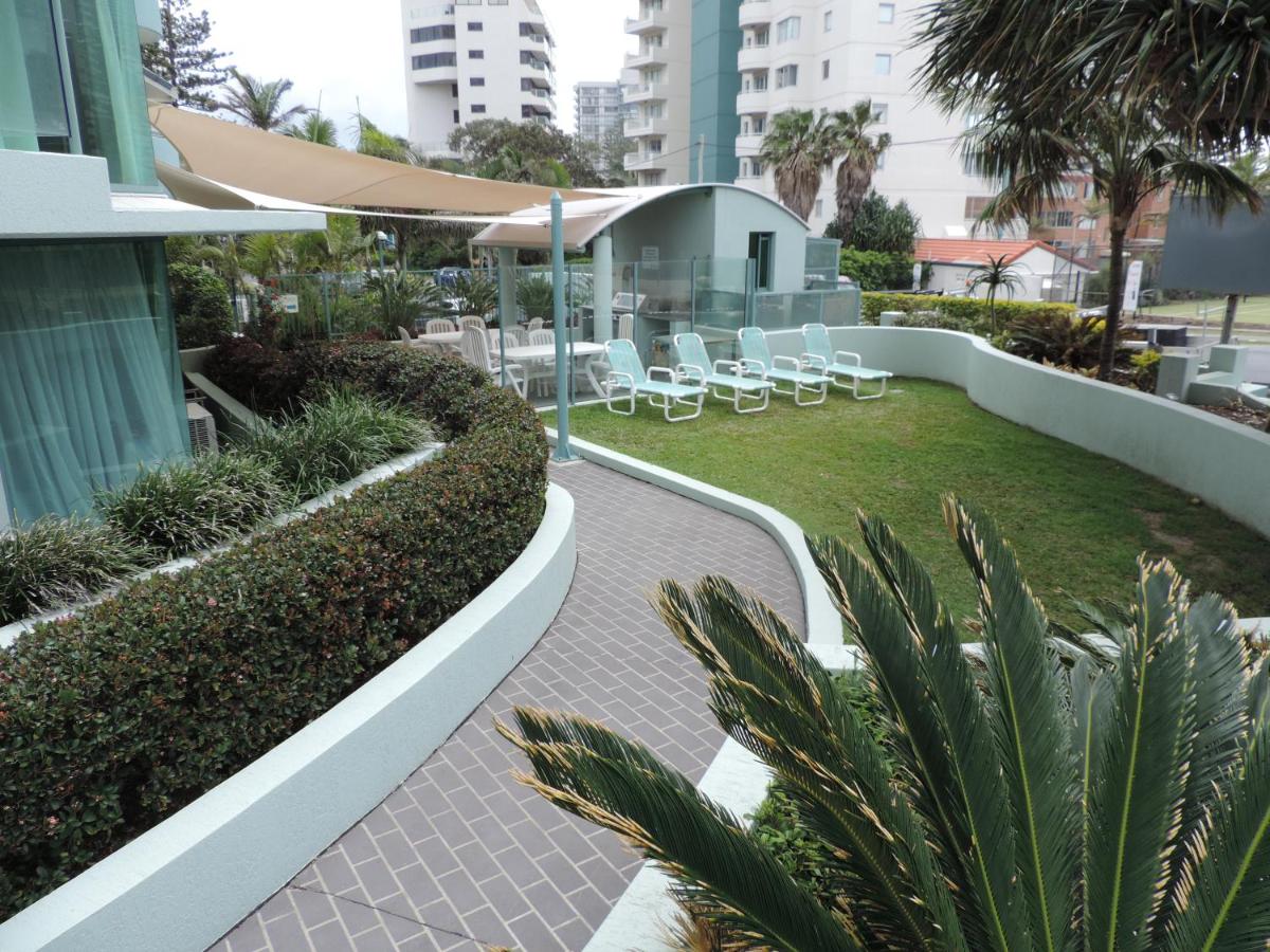 Emerald Sands Holiday Apartments photo