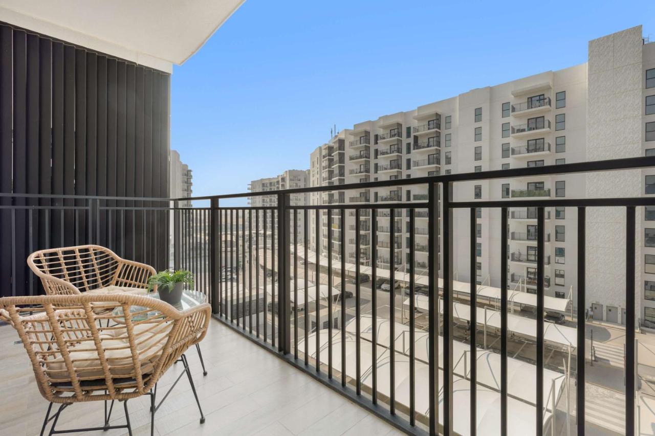 Silkhaus Vacation Homes Serene 1BDR Retreat in Yas Island - 2