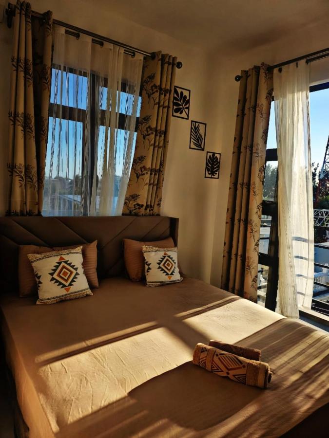 Penthouse paradise getaway 300m to the beach - 2