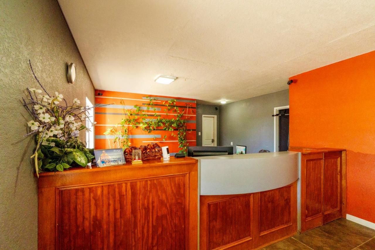 Yoakum Inn — photo 20