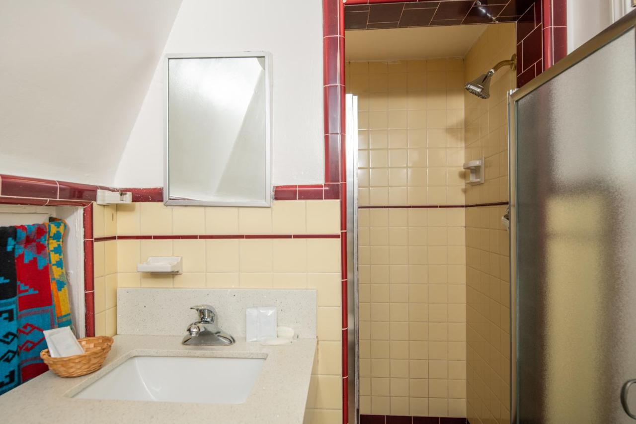Valley Motel — photo 2