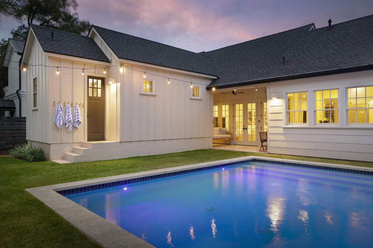 2 Home Estate | Pool + Fire Pit | Walk Downtown - 4