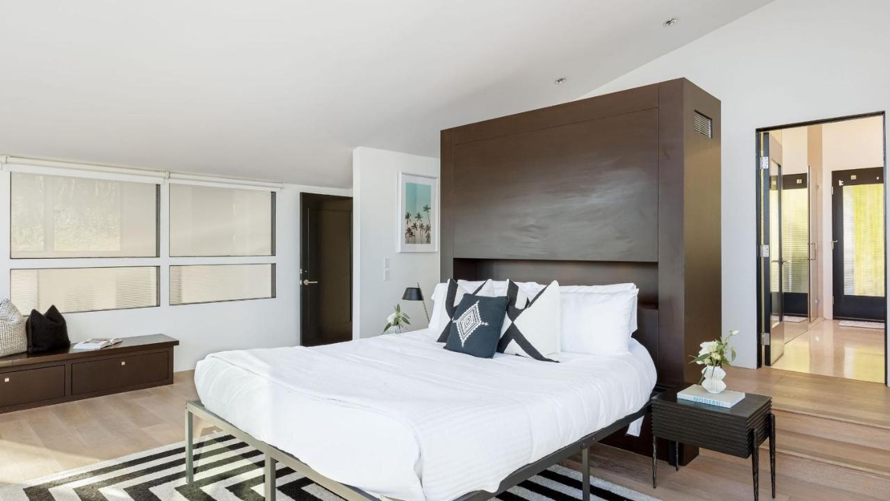 Kings Road West Hollywood Luxury Pool Views Firepit Modern Design - 2