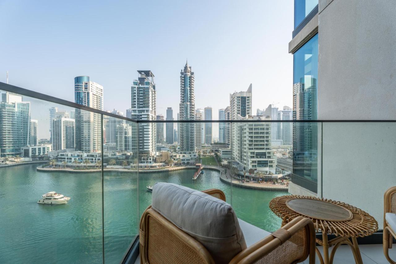 Gala Guests - LIV Contemporary Marina View Apartment Collection - 2