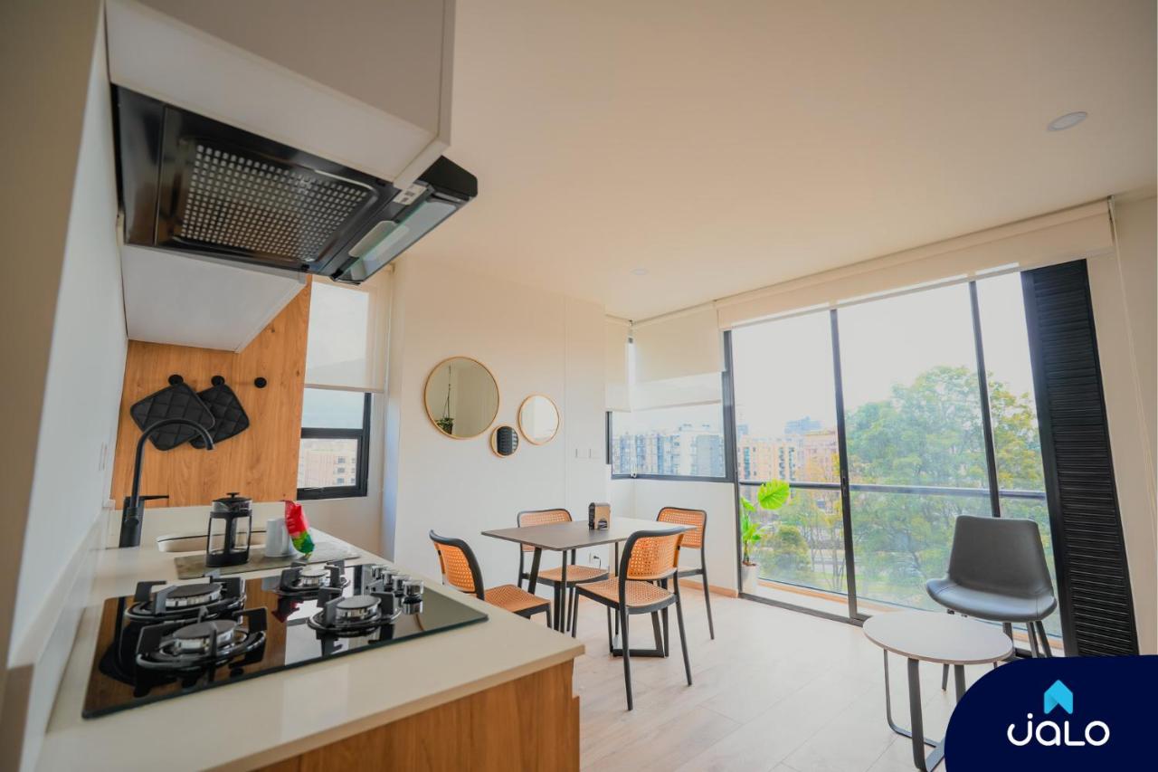 High Park 94 by Jalo - 4