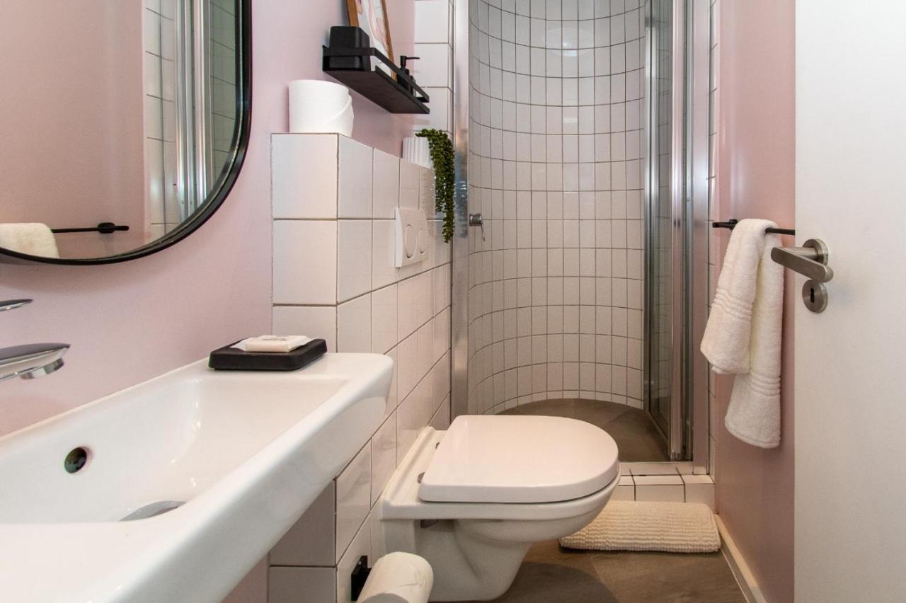 401 The Flamingo Heart of Sea Point - 3