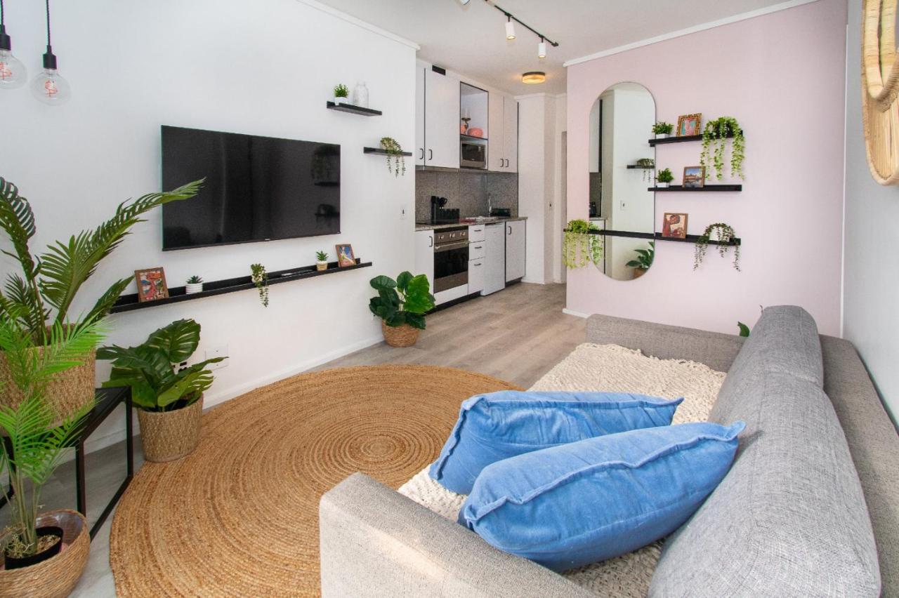 401 The Flamingo Heart of Sea Point - 5