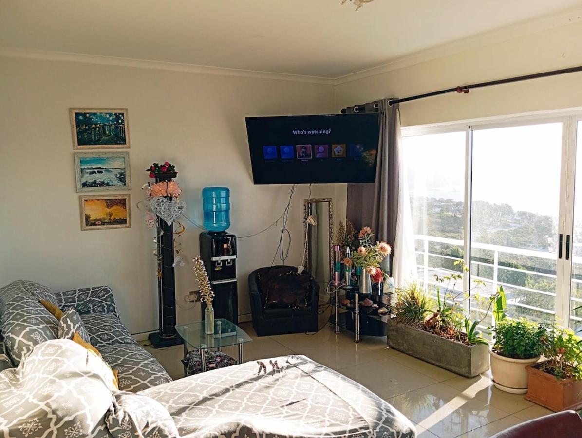 Jetliner Camps Bay Postcard Panorama Views - 2