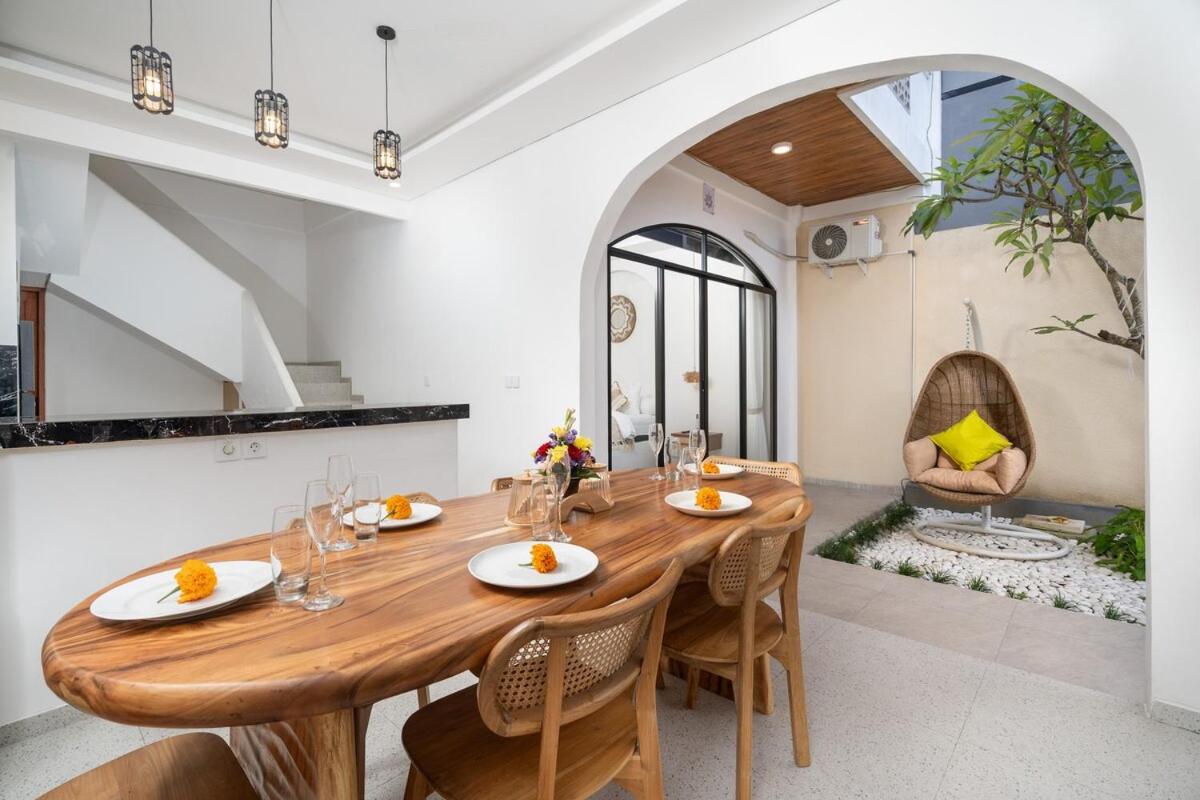 3 Kamar Tidur Di Legian - 5