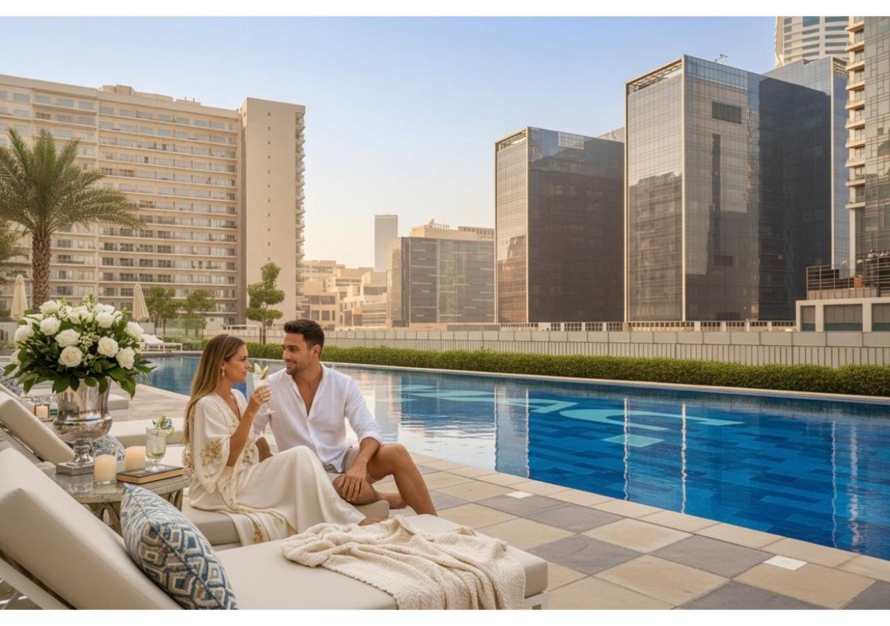 KeyRock Living - Chic Reva 1BR with Pool Access