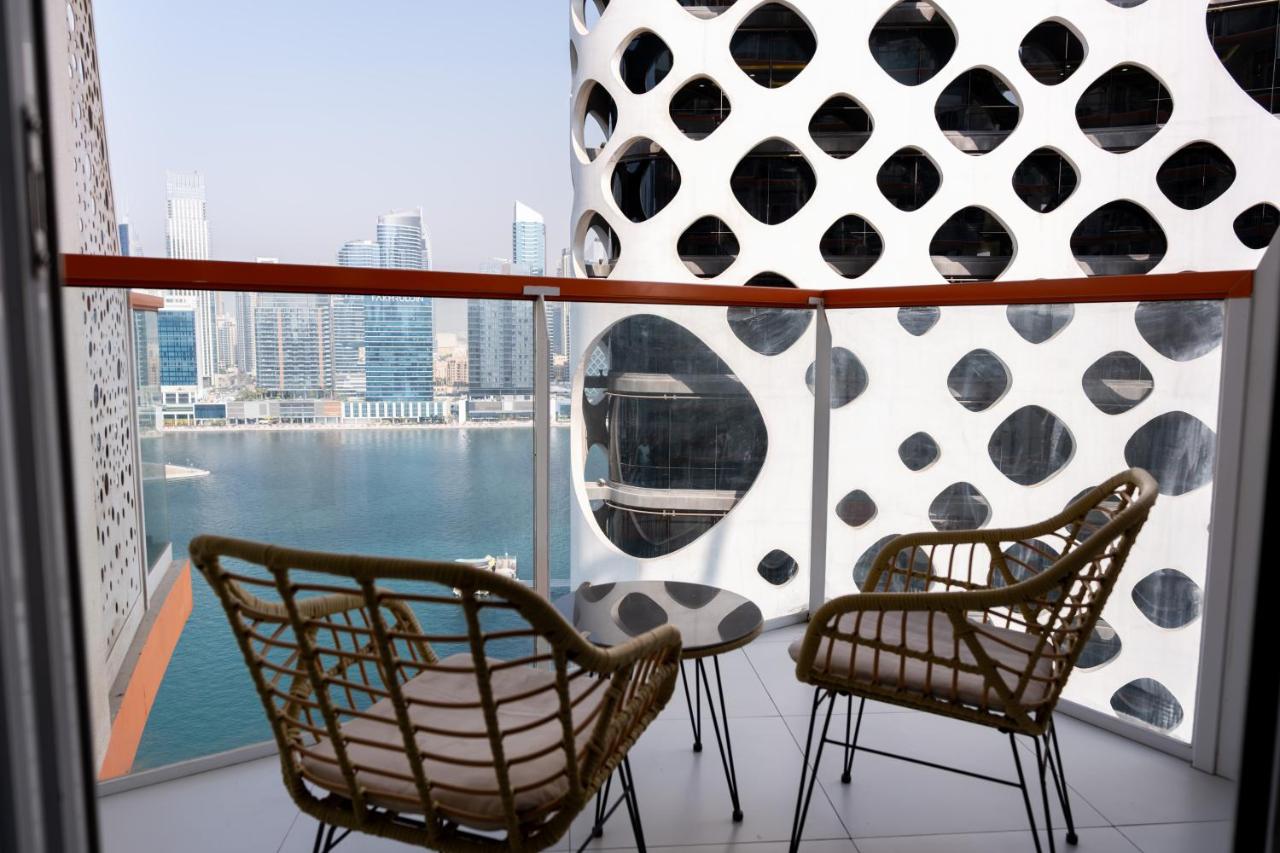 Stylish Apartment with Swimming Pool Near Dubai Mall and Burj Khalifa - 4