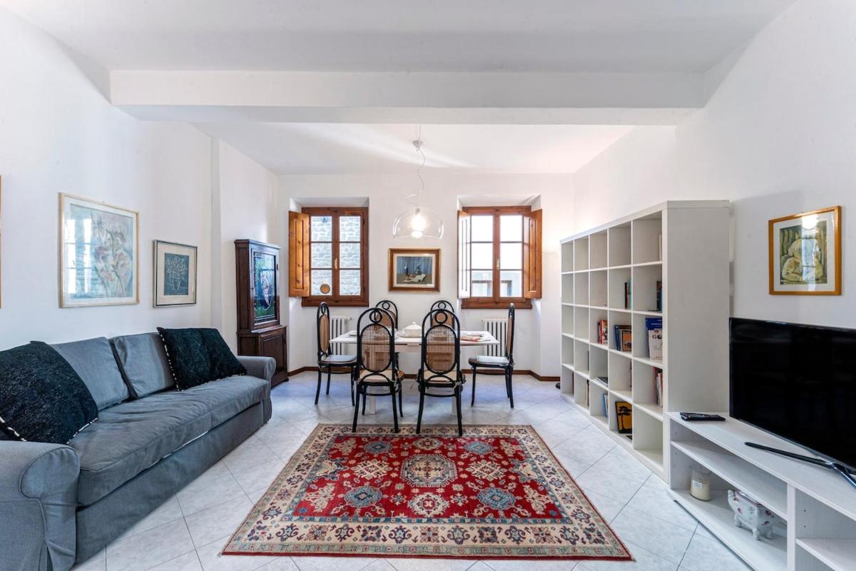 UNYCA - Uffizi Museum Apartment in Florence