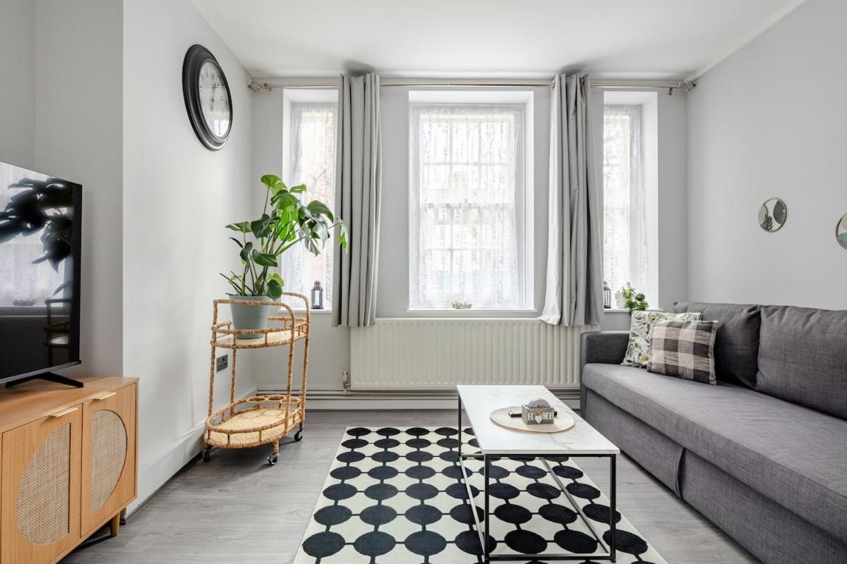 Stunning 3 Bedroom Flat close to Edgware Rd - 5