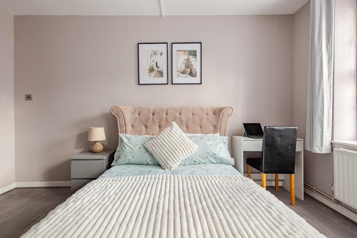 Stunning 3 Bedroom Flat close to Edgware Rd - 2