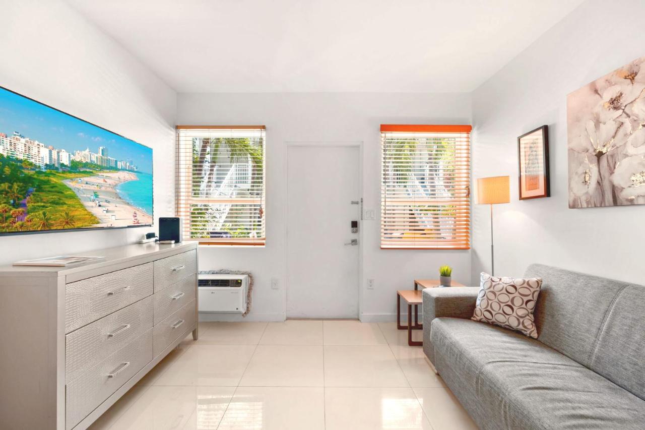 Miami Beach Retreat with Onsite BBQ - 2