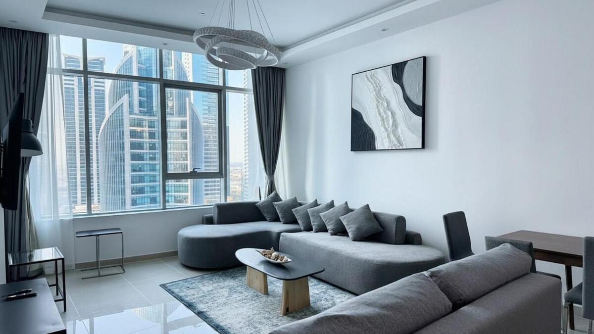 Luxury 2BR Canal View Near Burj Khalifa & Metro