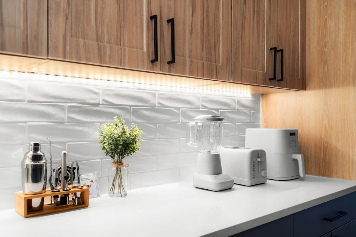 Lux 1BR Near Downtown & Domain Pool, Gym - 4